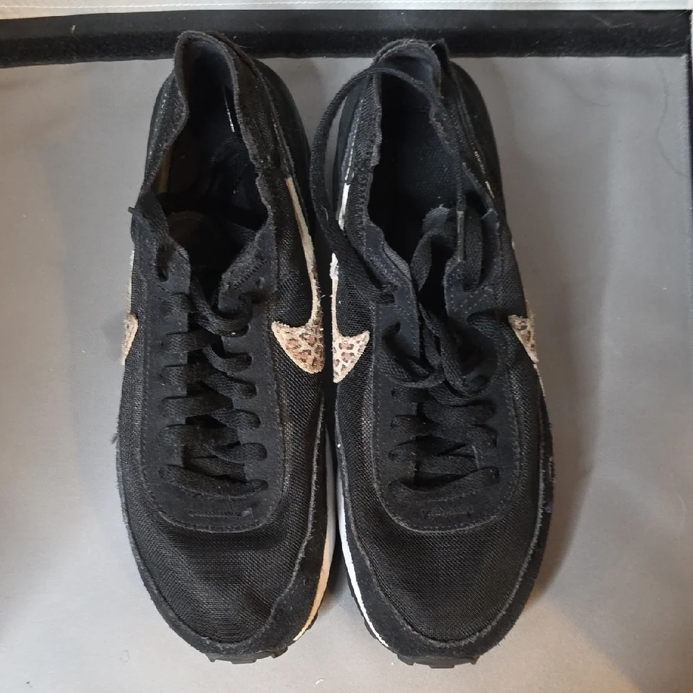 Nike Black and Leopard Women's Sneakers Sz 9.5